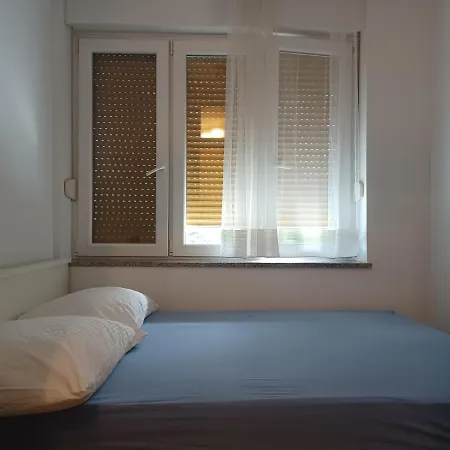 Apartment Penny Split